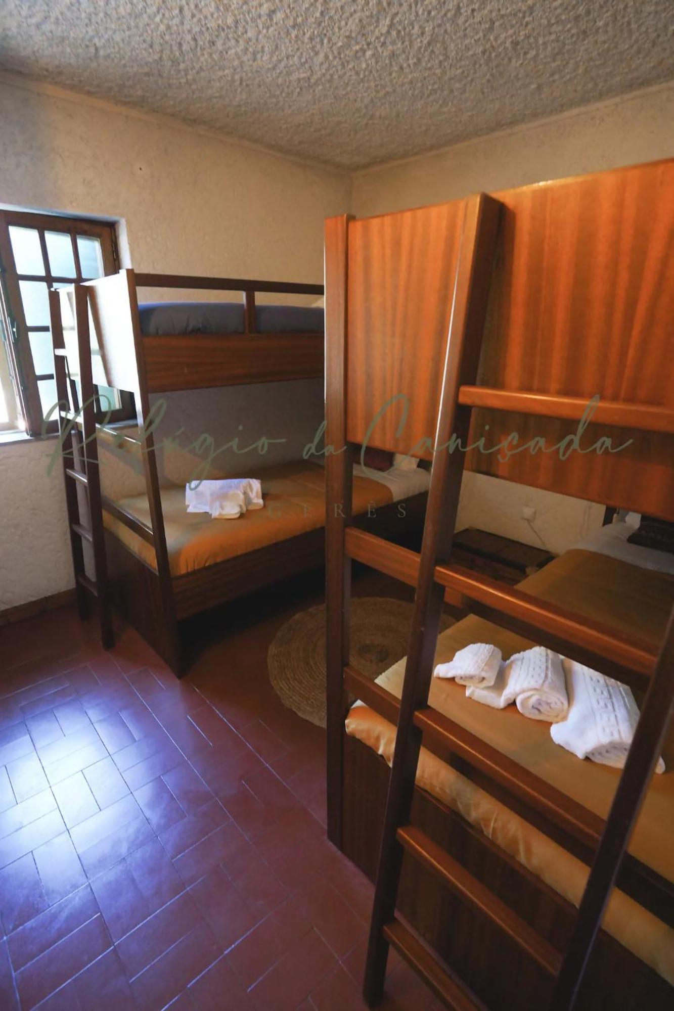 Refugio Da Canicada T4 Piscina Aquecida 吉尔斯 外观 照片